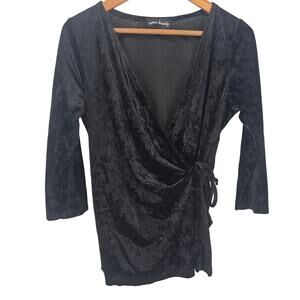 Black Crushed Velvet Wrap Top Womens XL Whimsigoth Goth 90s Y2K 3/4 sleeve NWOT